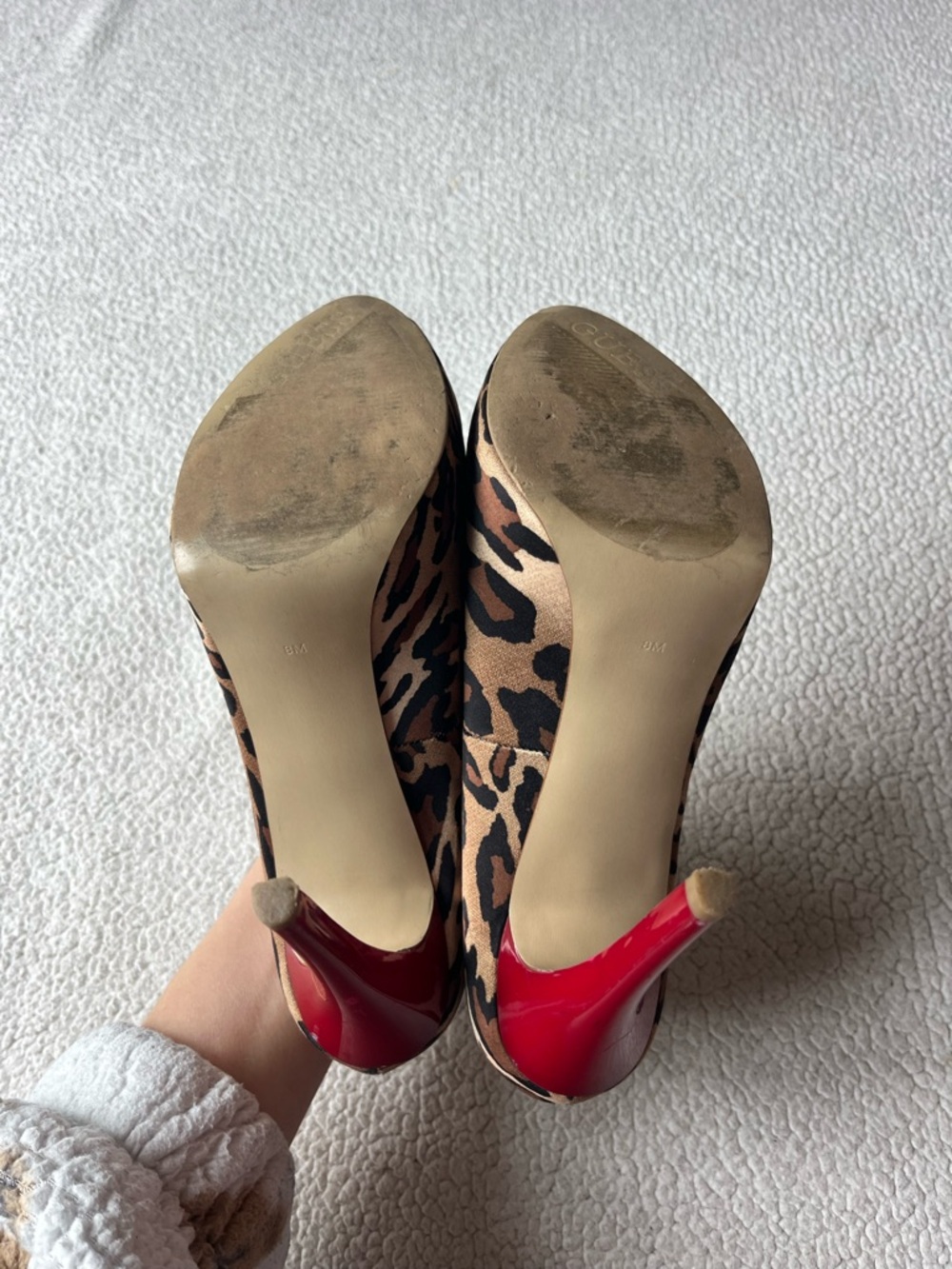 GUESS LEOPARD PRINT PEEP TOE HIGH HEELS WOMENS SIZE 8 5” - Picture 7 of 7